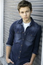 Gavin MacIntosh : gavin-macintosh-1417215749.jpg