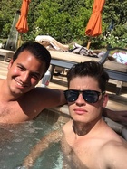 Gregg Sulkin : gregg-sulkin-1429464602.jpg