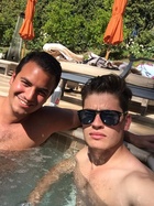 Gregg Sulkin : gregg-sulkin-1429464602.jpg