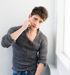 Gregg Sulkin : gregg-sulkin-1458492964.jpg