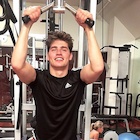 Gregg Sulkin : gregg-sulkin-1488937681.jpg