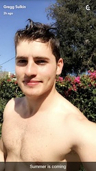 Gregg Sulkin : gregg-sulkin-1489880897.jpg