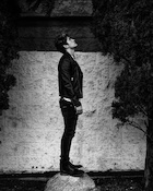 Gregg Sulkin : gregg-sulkin-1512265682.jpg