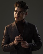 Gregg Sulkin : gregg-sulkin-1566848522.jpg