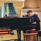 Greyson Chance : greyson-chance-1471459681.jpg