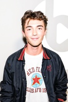 Greyson Chance : greyson-chance-1535567402.jpg