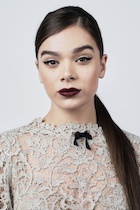 Hailee Steinfeld : hailee-steinfeld-1479236744.jpg