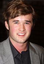 Haley Joel Osment : haley_joel_osment_1246553146.jpg