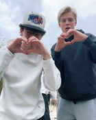 Hayden Summerall : TI4U1743006026.jpg