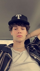 Hayden Summerall : hayden-summerall-1680224061.jpg