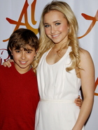 Hayden Panettiere : TI4U_u1201567657.jpg