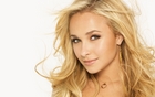 Hayden Panettiere : hayden-panettiere-1320722905.jpg