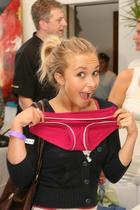 Hayden Panettiere : hayden_panettiere_1210289080.jpg