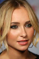 Hayden Panettiere : hayden_panettiere_1223223549.jpg