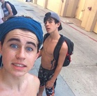 Hayes Grier : TI4U1430764398.jpg