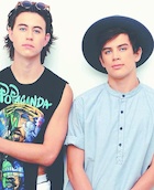 Hayes Grier : TI4U1447825321.jpg