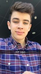 Hayes Grier : hayes-grier-1430764233.jpg