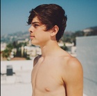 Hayes Grier : hayes-grier-1430764526.jpg