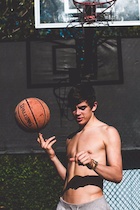 Hayes Grier : hayes-grier-1459888053.jpg