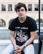 Hayes Grier : hayes-grier-1544664001.jpg