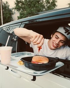 Hayes Grier : hayes-grier-1592611202.jpg