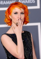 Hayley Williams : hayley_williams_1265063465.jpg