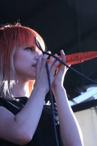 Hayley Williams : hayley_williams_1287820230.jpg