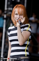 Hayley Williams : hayley_williams_1287820481.jpg