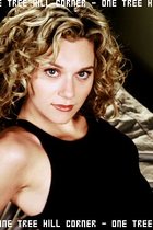 Hilarie Burton : TI4U_u1135126660.jpg