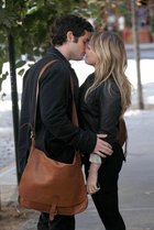 Hilary Duff : TI4U_u1256456784.jpg