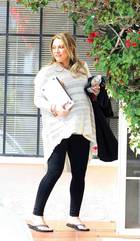 Hilary Duff : hilary-duff-1329491247.jpg