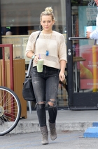 Hilary Duff : hilary-duff-1398689441.jpg