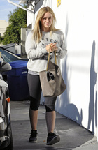 Hilary Duff : hilary-duff-1415119158.jpg