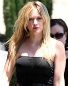 Hilary Duff : hilary-duff-1417999076.jpg