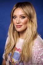 Hilary Duff : hilary-duff-1450936001.jpg