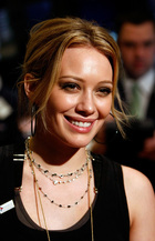 Hilary Duff : hillary_duff_1230503932.jpg