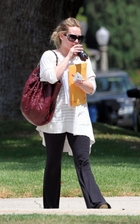 Hilary Duff : hillary_duff_1248499540.jpg