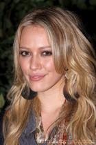 Hilary Duff : hillary_duff_1251052616.jpg