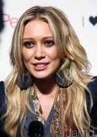 Hilary Duff : hillary_duff_1251052704.jpg