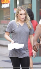 Hilary Duff : hillary_duff_1251879667.jpg