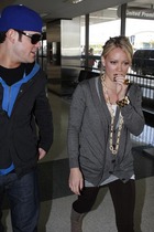 Hilary Duff : hillary_duff_1254729452.jpg