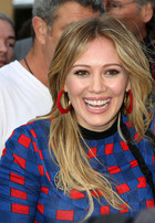 Hilary Duff : hillary_duff_1256178484.jpg