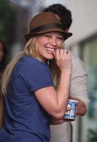 Hilary Duff : hillary_duff_1256456862.jpg