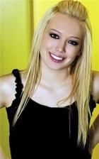 Hilary Duff : hillary_duff_1262116555.jpg