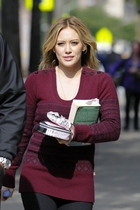 Hilary Duff : hillary_duff_1267607066.jpg