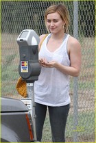 Hilary Duff : hillary_duff_1279981634.jpg