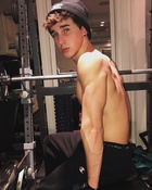 Hunter Rowland : hunter-rowland-1542829921.jpg