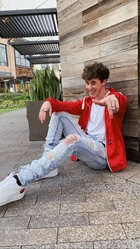 Hunter Rowland : hunter-rowland-1549492801.jpg