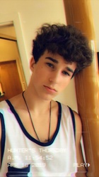 Hunter Rowland : hunter-rowland-1555912621.jpg