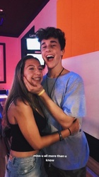 Hunter Rowland : hunter-rowland-1609039261.jpg